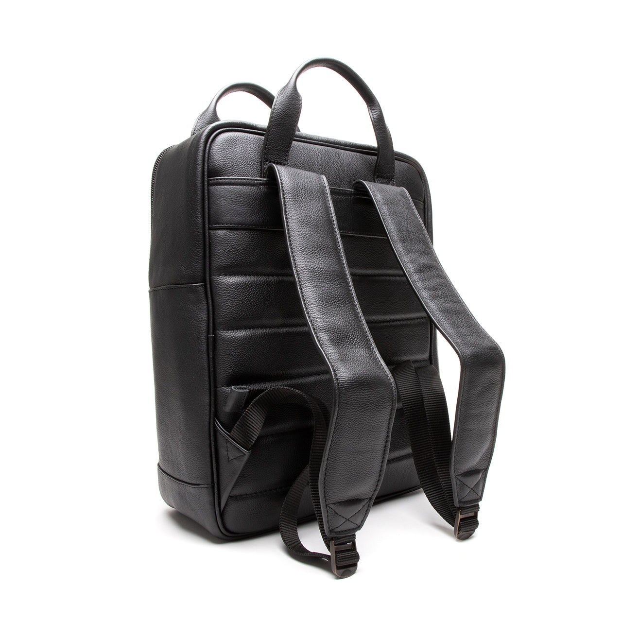 Leather-Backpack-Quavaro.com