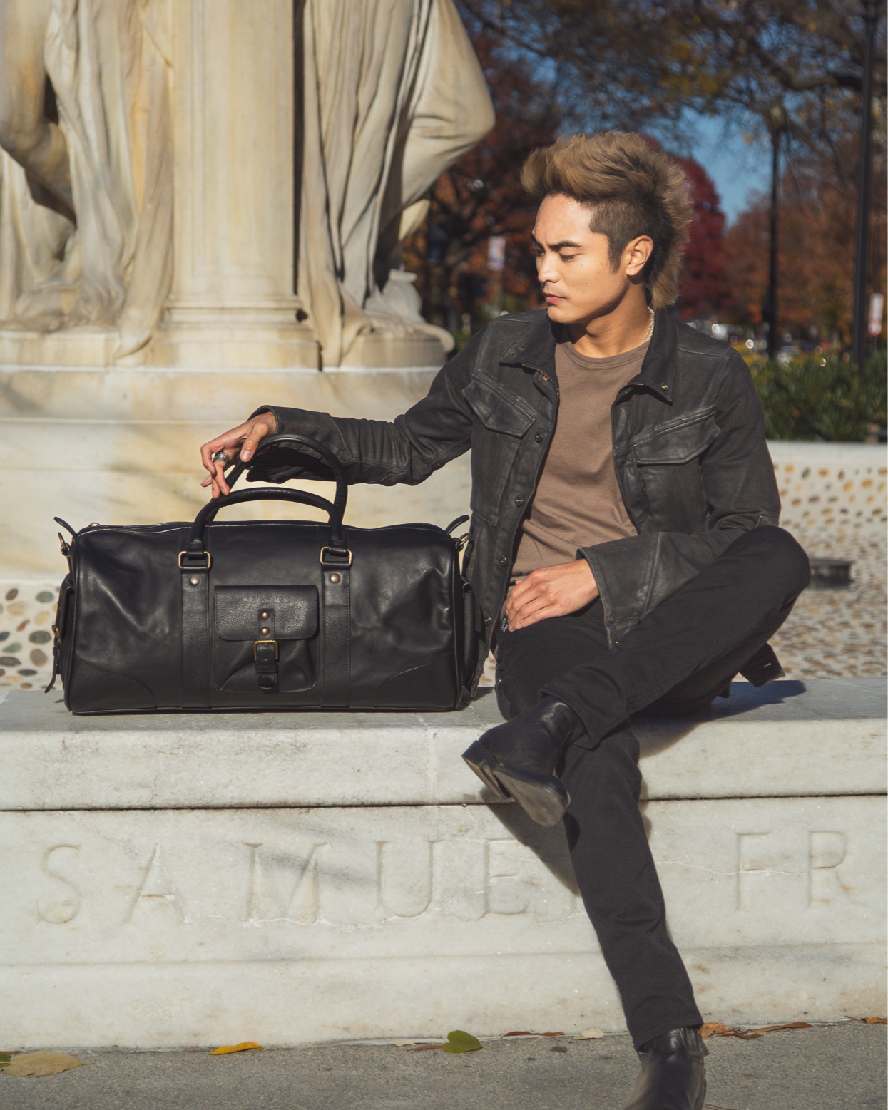 Falcon Duffle - Quavaro