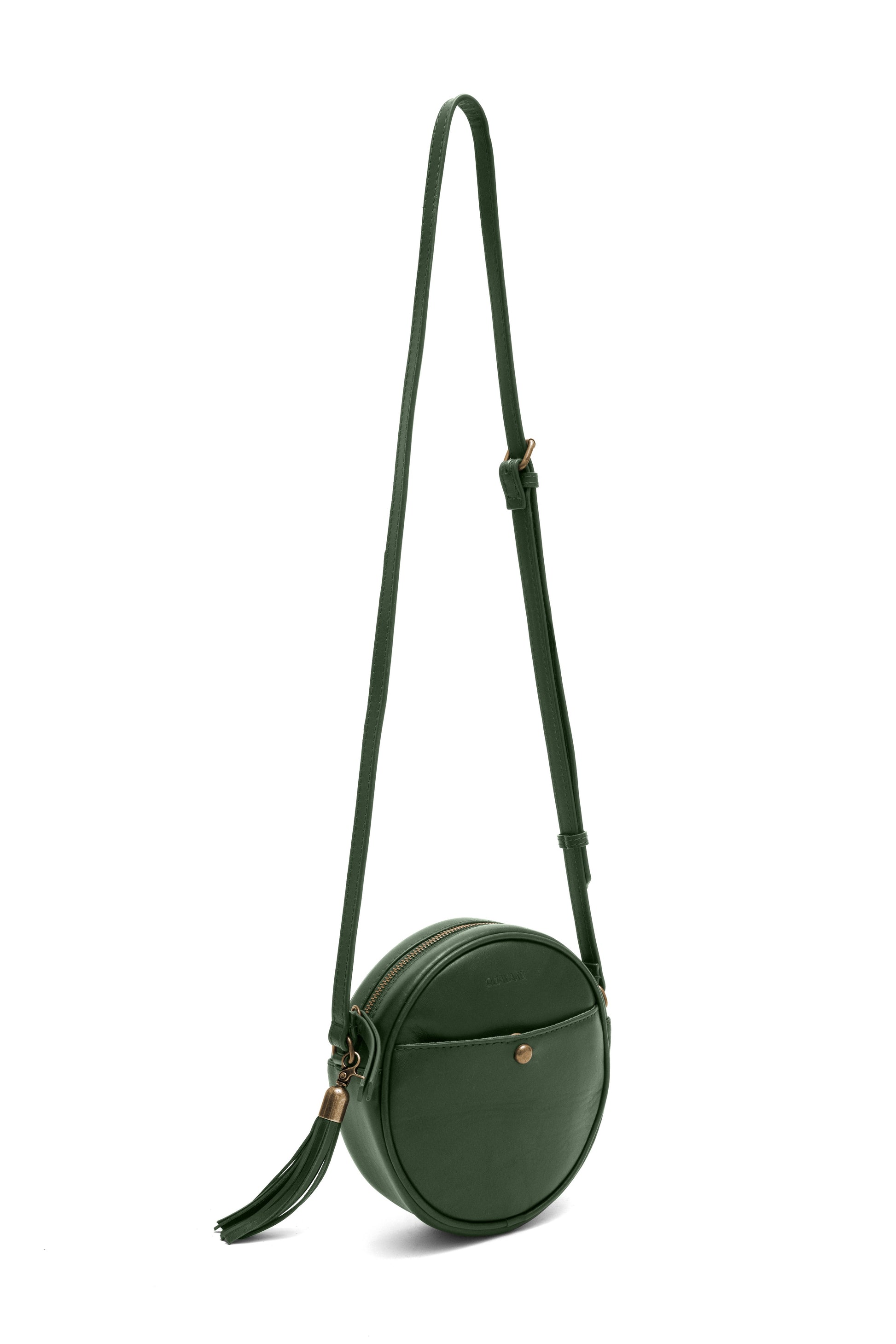 Compact genuine leather crossbody bag – perfect for hands-free daily carry