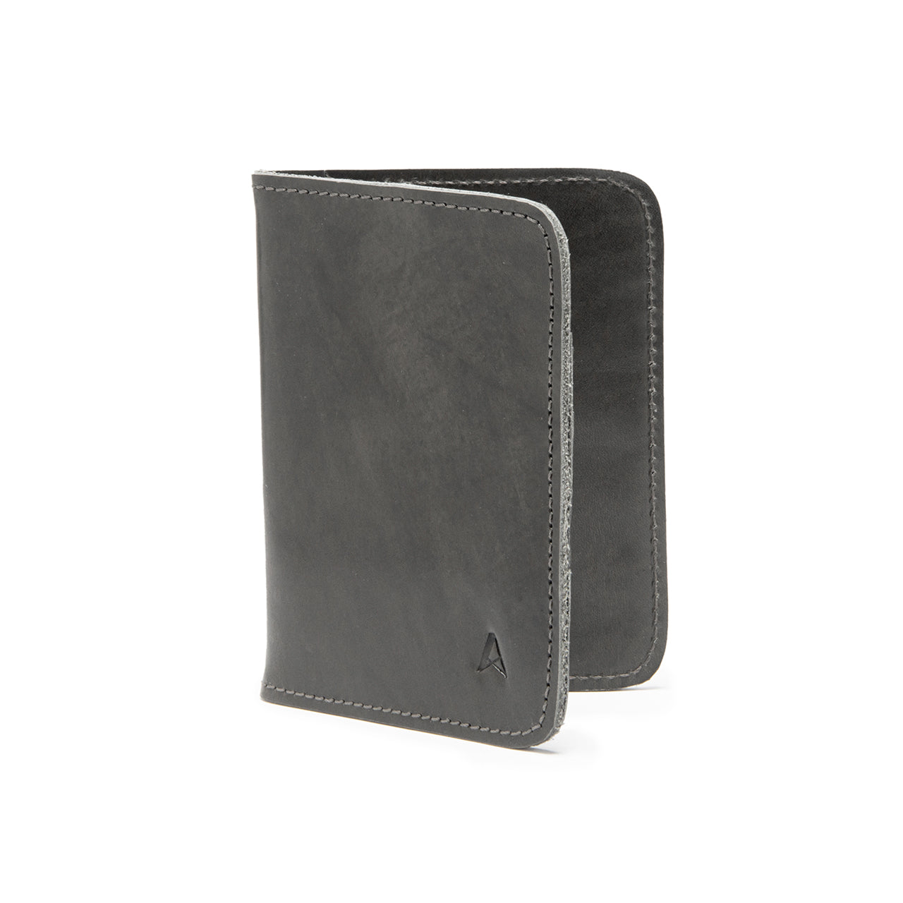 leather-passport-holder-quavaro.com