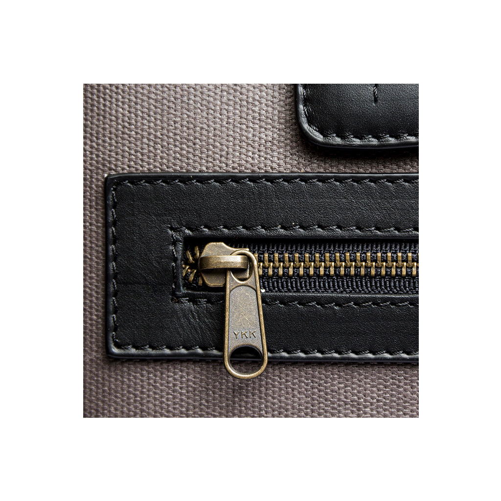 Eagle - Grey - Quavaro